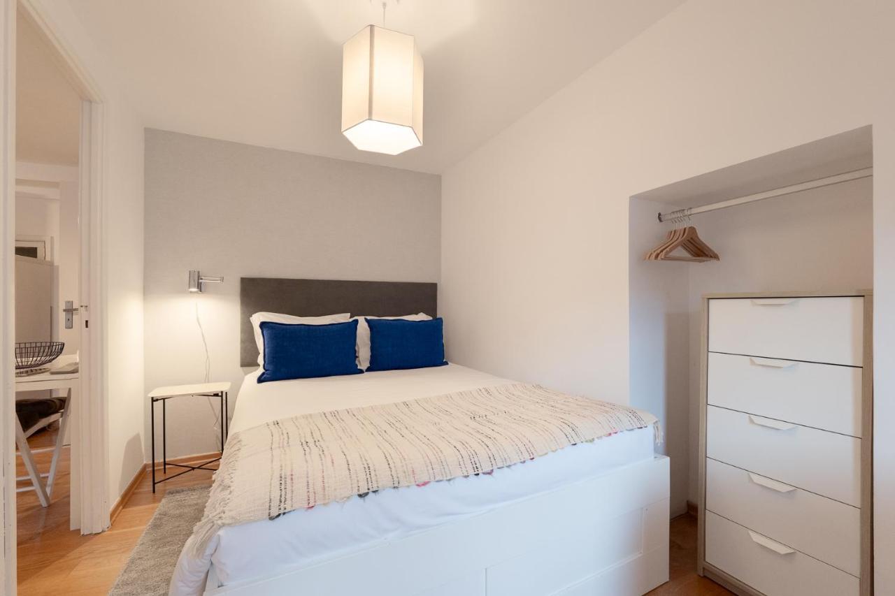 ליסבון Contemporary Apartment In Chiado 3 מראה חיצוני תמונה
